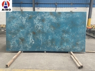 El suelo de mármol azul de la teja de Calacatta de una imagen más grande de la visión pulió el mármol de ónix blanco